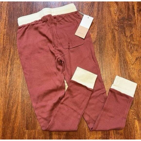 NWT Goumi Kids Cocoa Cream Thermal Womens Pants SZ XS Red Jogger Loungewear - Picture 3 of 3